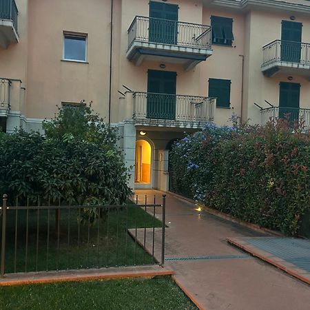 Appartamento Incantevole A 100Metri Dal Mare E Accanto Alla Pista Ciclabile Imperia Exterior photo